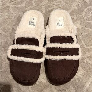 Time and Tru Brown and Cream Faux-Shearling Slip-On Slippers